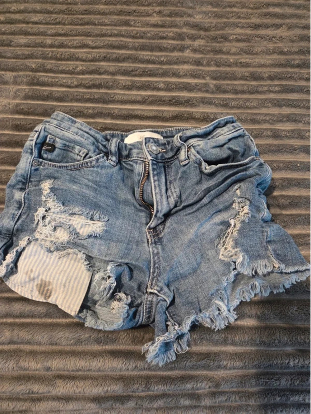 KanCan denim cutoff shorts. Size S